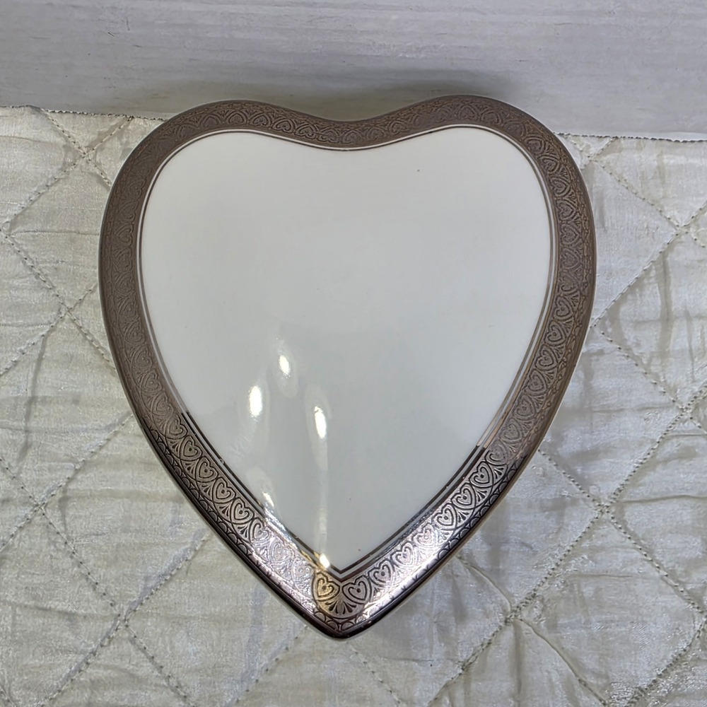 Mikasa‎ Palatial Platinum UT 126/688 Heart Shaped Trinket Box Japan